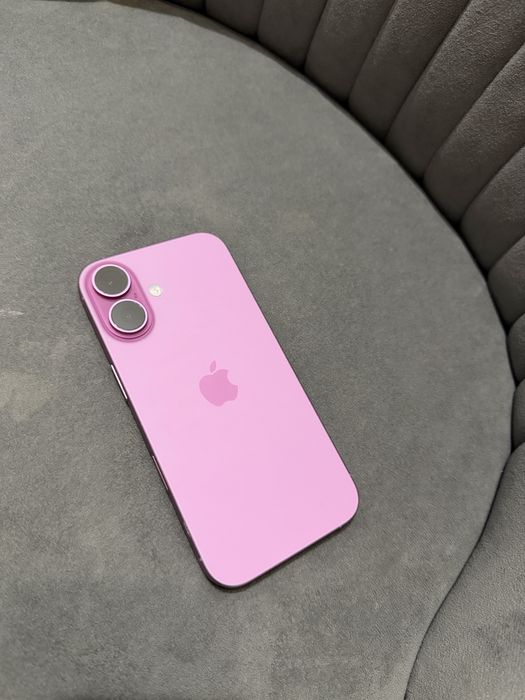 Продам Айфон 16, 256гб