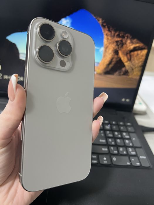 Продам Айфон 16 про