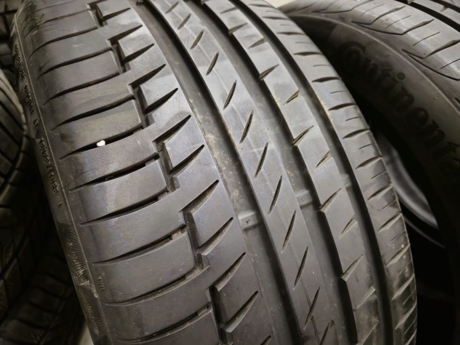 4 anvelope vara Continental 235 40 19 aproape noi