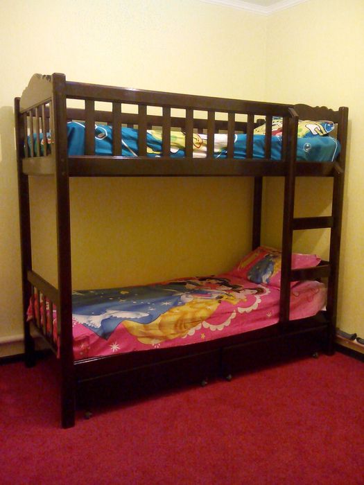 Изготавливаем кровати из дерева!