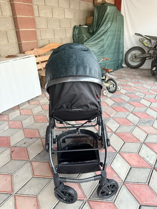 Продам детскую коляску