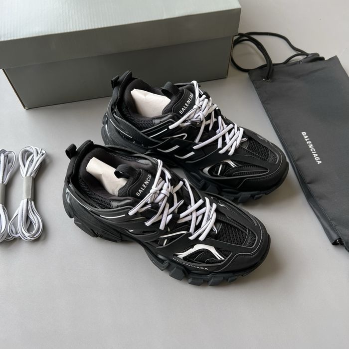Balenciaga Track