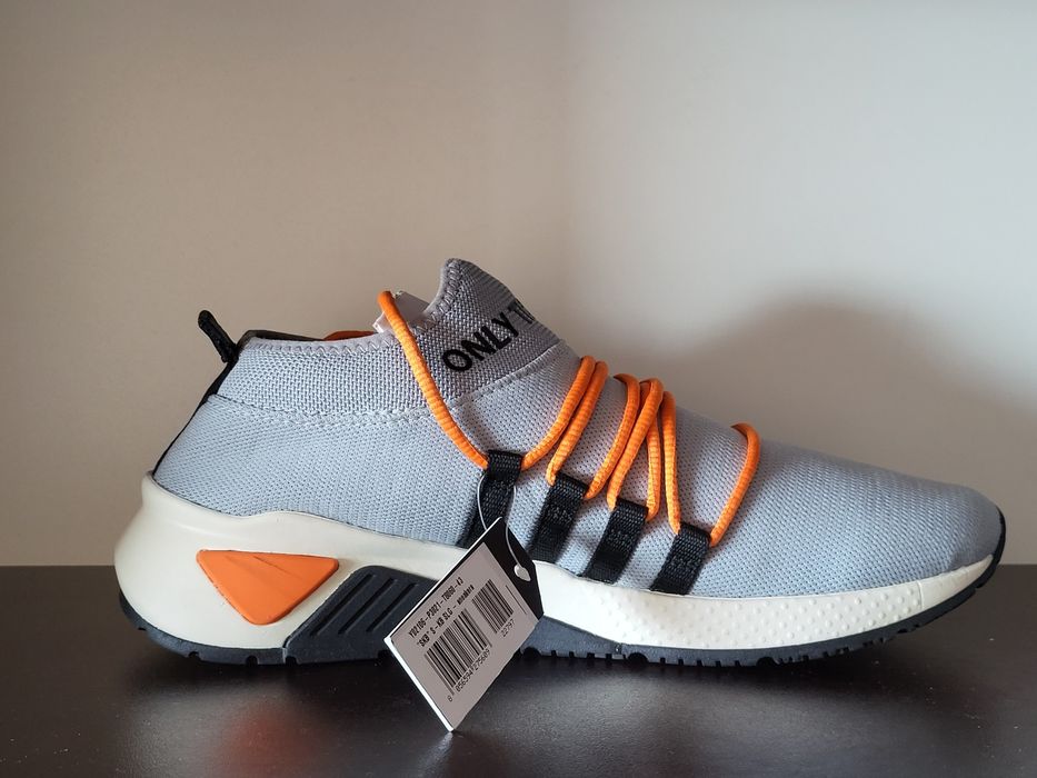 DIESEL
S-Kb 43номер 27.5см Стелка,Нови