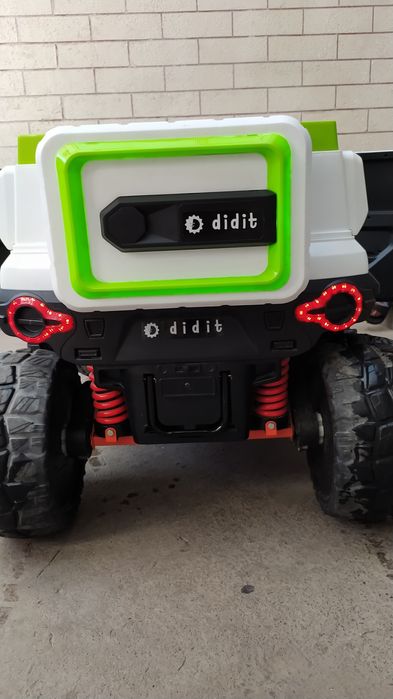 Bolalar uchun moshina  200 $