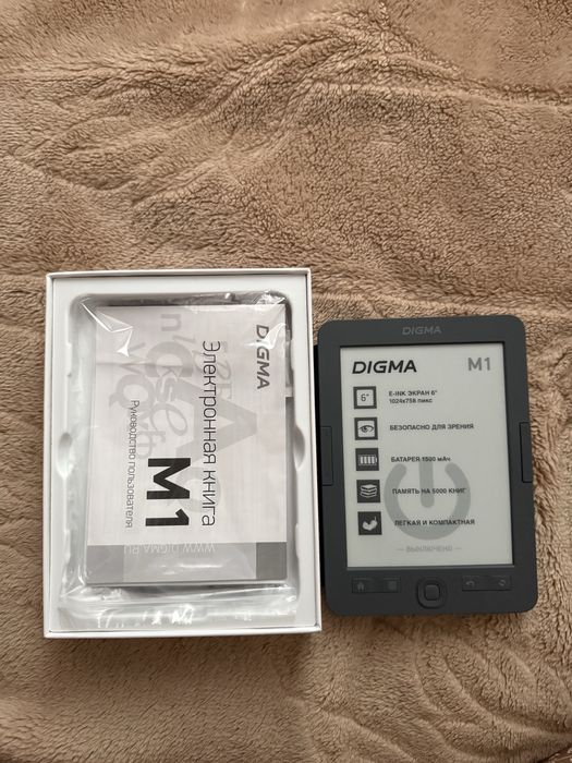 Электронная книга digma M1