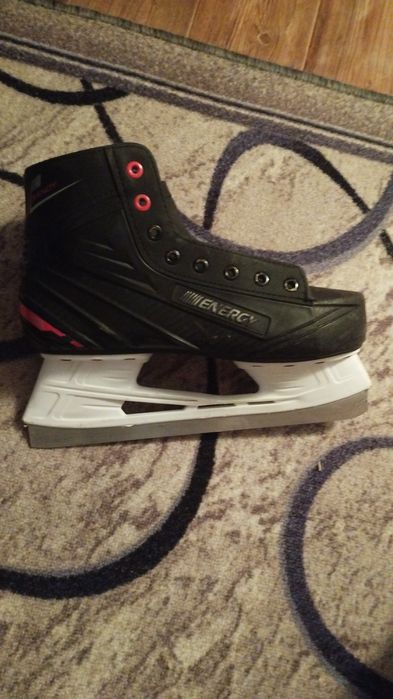 продам коньки,размер 40-41