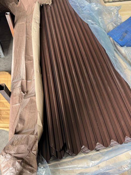 Producător de șapcă metalica