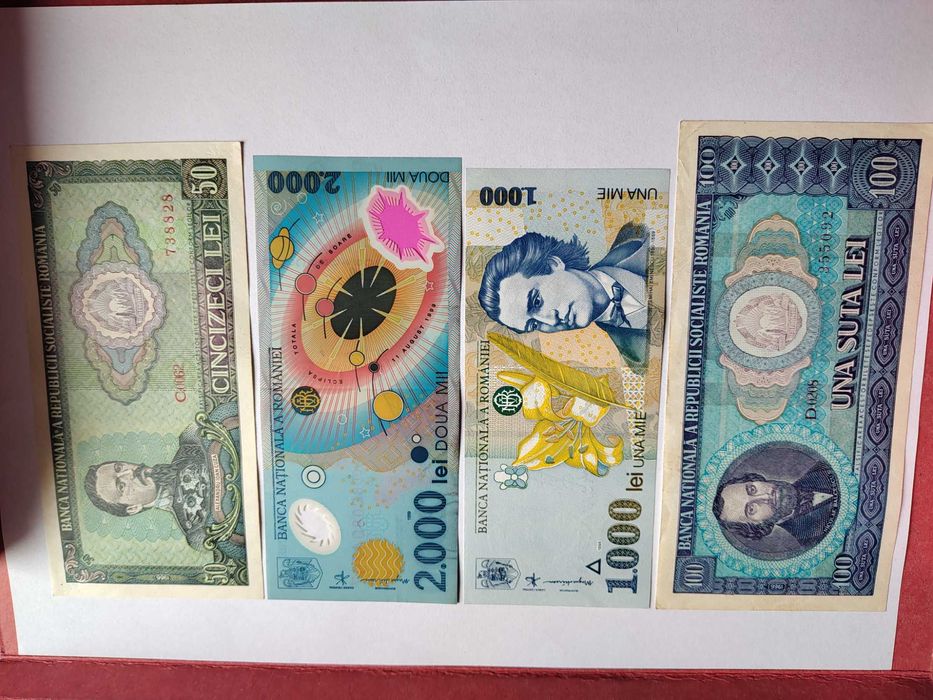 Ofer spre vanzare o serie de bancnote.