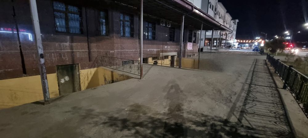 Srochni yertula sotiladi