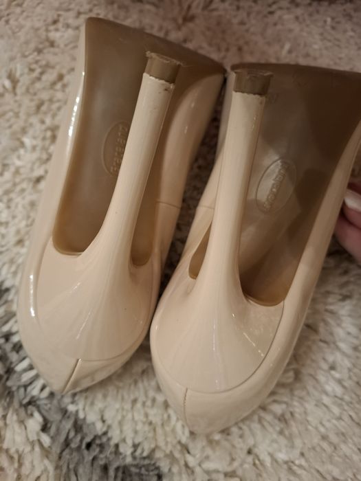 Pantofi stiletto bej Graceland 39