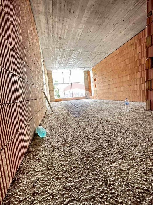 Продава се Двустаен апартамент в Варна, Цветен квартал - 73 кв.м за 1548 €/кв.м - Снимка #7