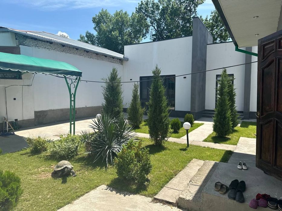 Ракат махаллада 4.5 сотих уй сотилади.