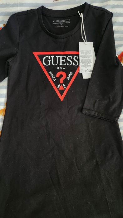 Guess рокля 8 години