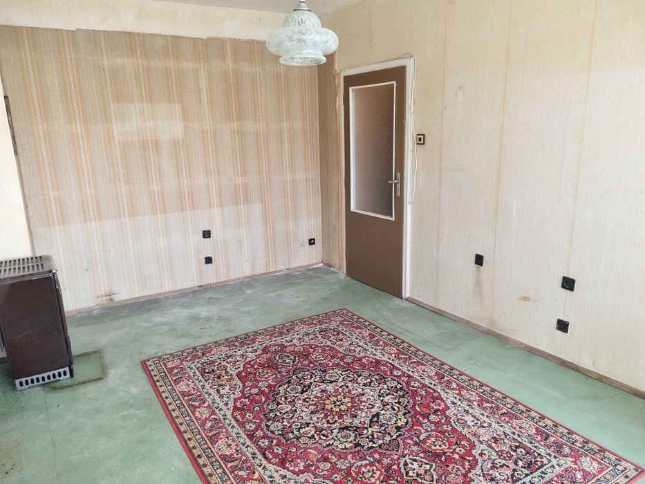Продава се Едностаен апартамент в Стара Загора, Три чучура - център - 35 кв.м за 714 €/кв.м - Снимка #3