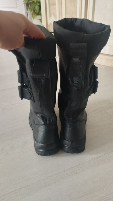 Сапоги мужские продается