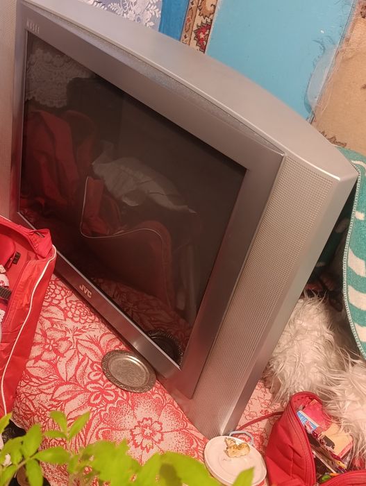 Продам б/у Телевизор