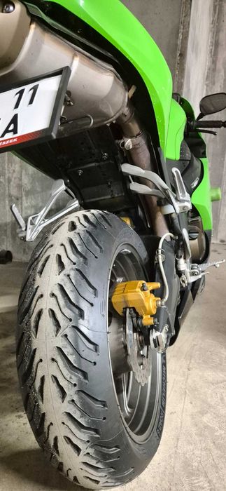 Kawasaki Ninja ZX6R