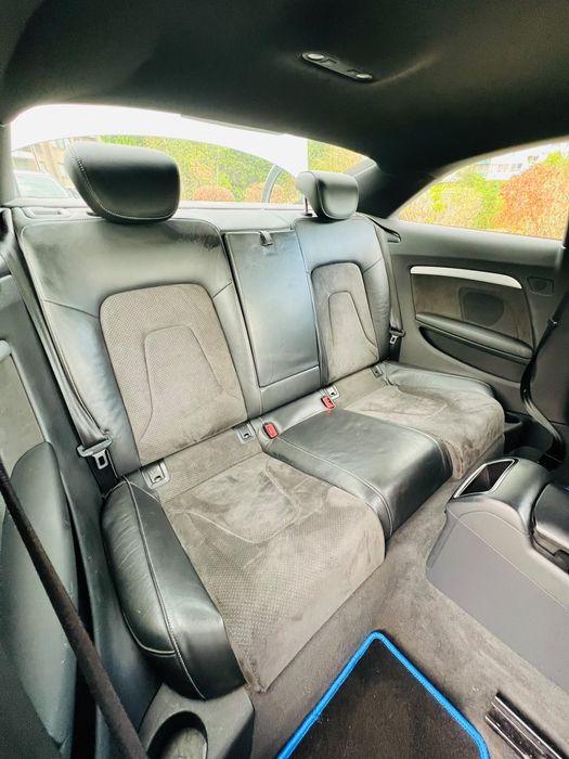 Audi a5 2010 2.7 tdi 190 cp
