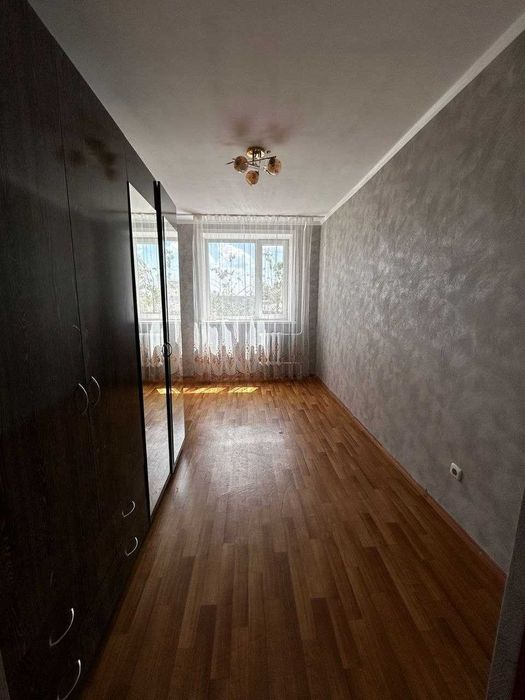 Продам 2 комнатную квартиру