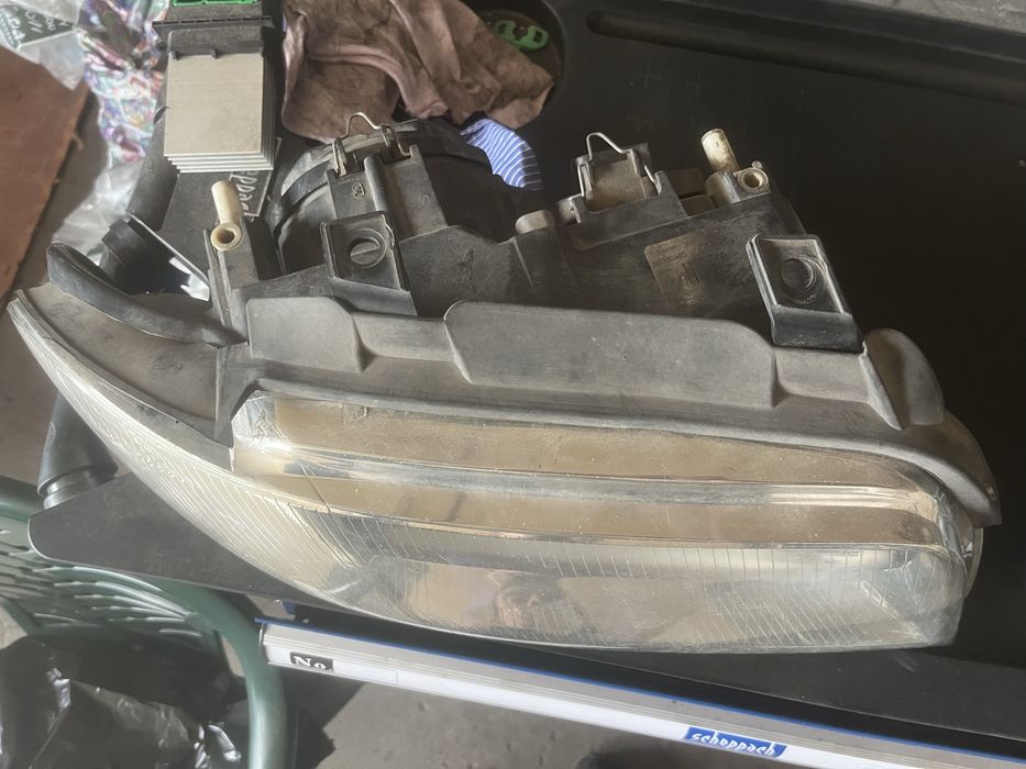 Фар Ксенонов за Ауди а4 б5