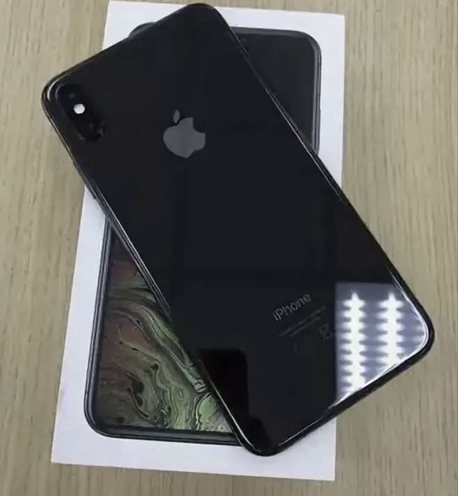 Iphone XS MAX в хорошем состоянии