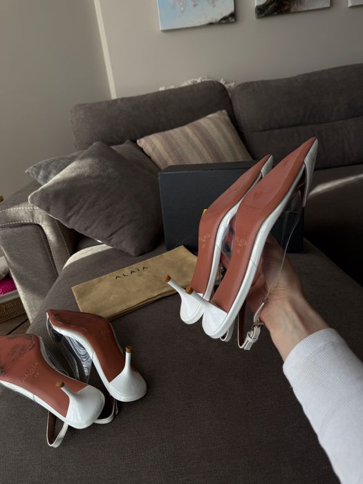 Нови обувки на ток Alaia 38