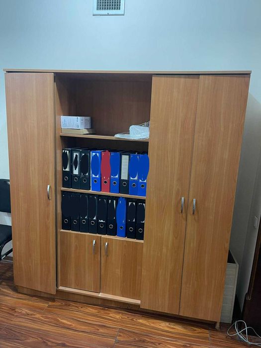 Продается офисная мебель