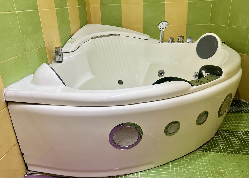 Продам Джакузи с компрессором