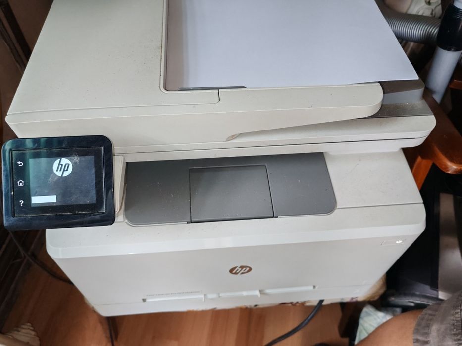 Vând imprimanta HP pro mfp M282nw