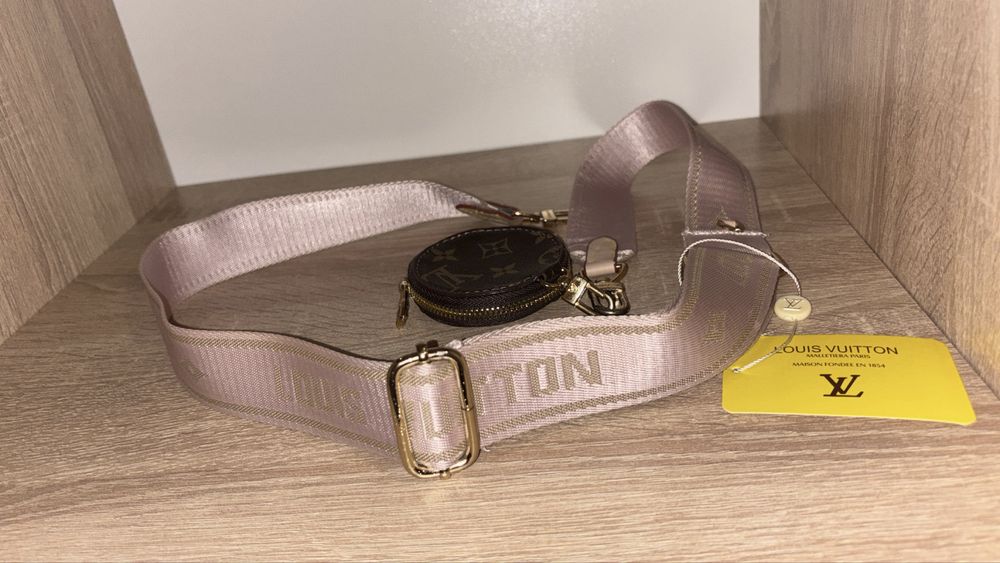 Curea Louis Vuitton