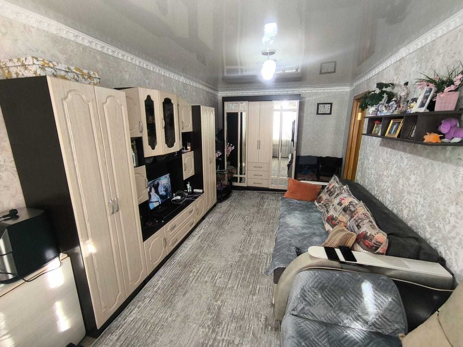 1-комнатная ул. Пичугина, 2 этаж, 5 мин. от остановки 1000 мелочей