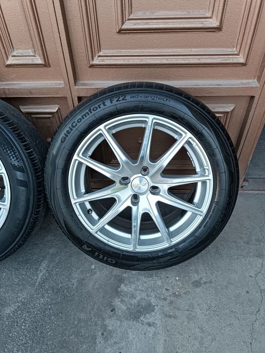 Vossen Diska Balon Sotiladi 215 55 R17 Holati Yaxshi Ayibi Yoq