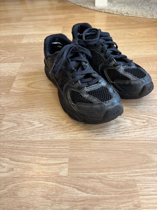 Спортни обувки New balance 530 черни