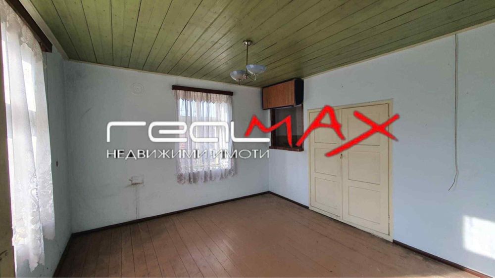 Продава къща в с. Розово, общ. Казанлък