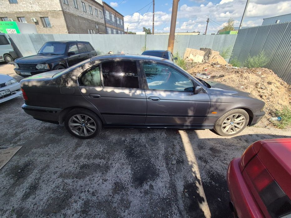В продаже BMW Е-39