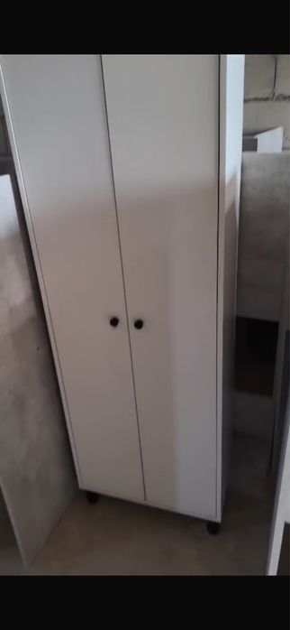 Шкаф в отличном состаяние