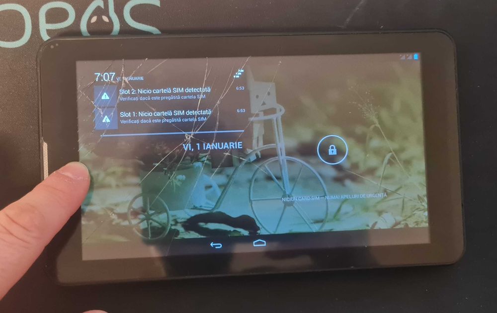 Tableta Sirius QS 8" inchi android 4.2.2 si Myria 7" inchi