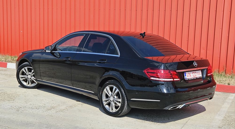 MERCEDES-BENZ E-Class 2013 — imagine 17