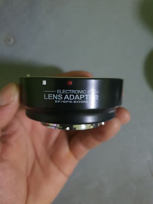 Canon m3 m5 m6 m10 m50 mark ii fotoaparatlarga tushadigan perexadnik