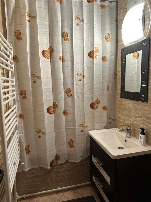 Persoana fizică,închiriez apartament 2 camere 56 m²