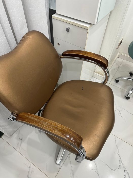 Кресло в хорошем состоянии