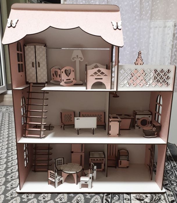 Кукольный домик дерево