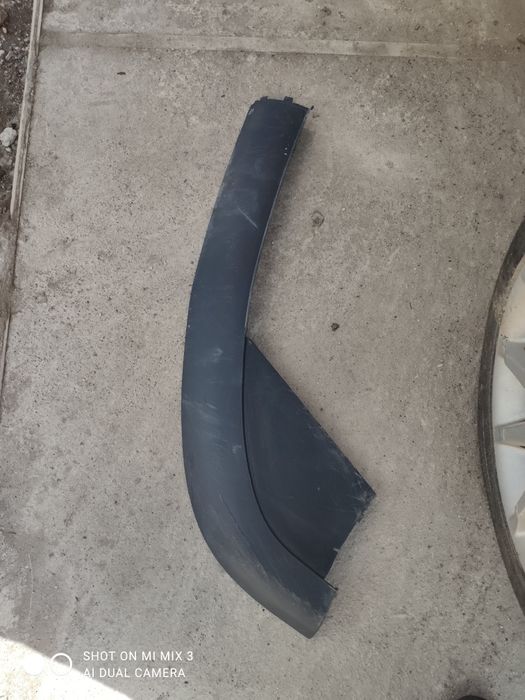 Десен спойлер(нож) за VW sharan