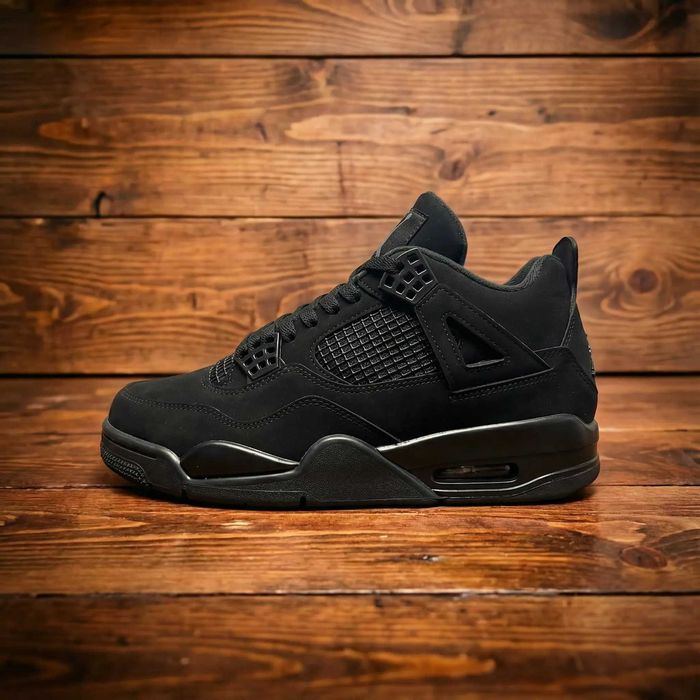 JORDAN 4 negri cu cutie
