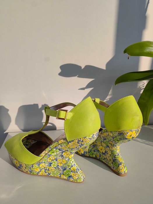 Сандали цвят лайм