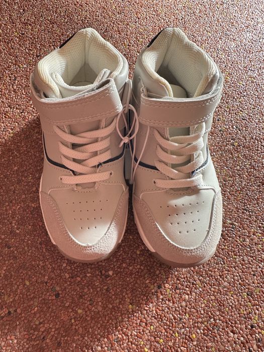 Нови!!! Детски кецове Reserved 24/25