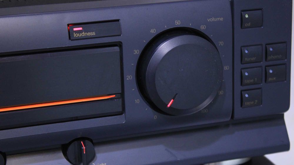 Linie audio Siemens,Amp,Cd,EQ,Tuner,2x40W.