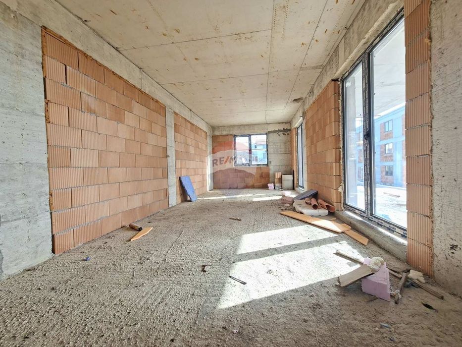 Продава се Къща в Варна, Виница - 250 кв.м за 814 €/кв.м - Снимка #2