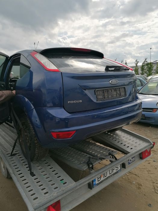 Bara capota aripa usa trager haion Ford Focus