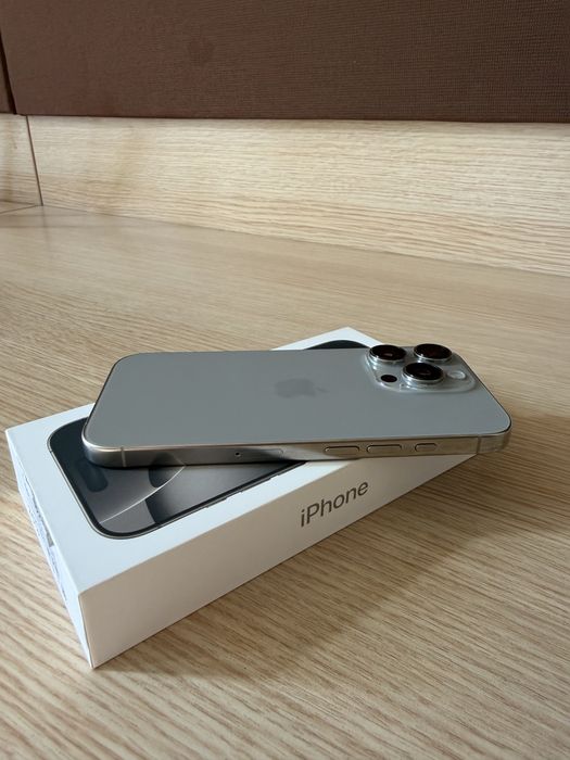 iPhone 16 Pro
